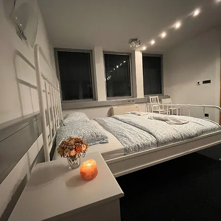 Hostal Rd6 Simple And Liubliana